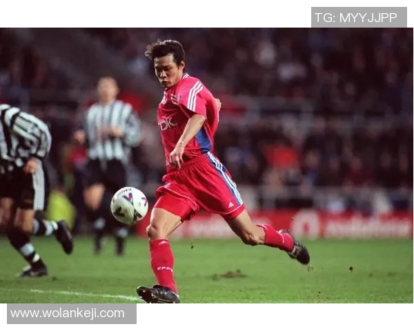 老梁揭秘足球明星背后的骂人文化与真实情感解析